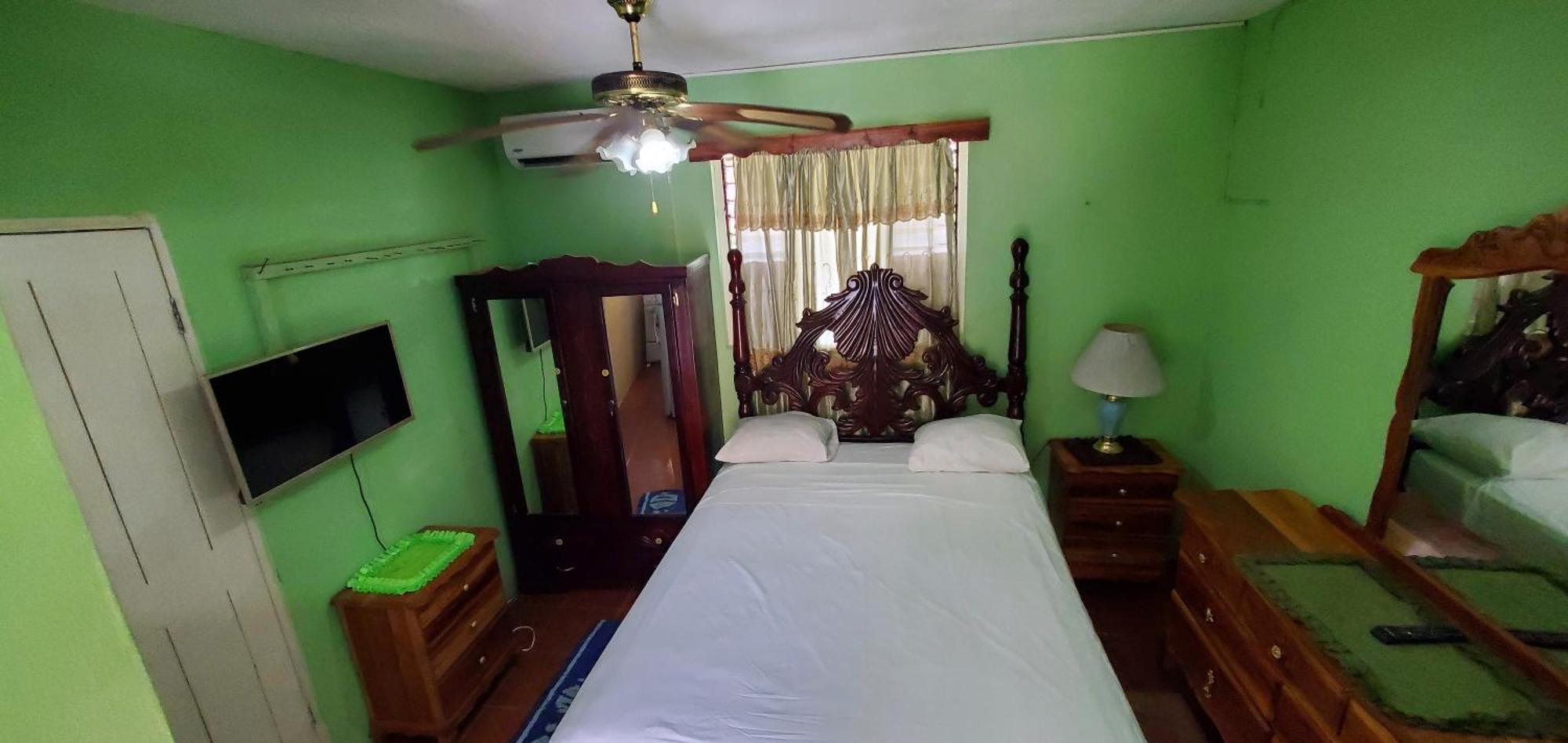 Little Shaw Park Guest House Ocho Rios Eksteriør bilde