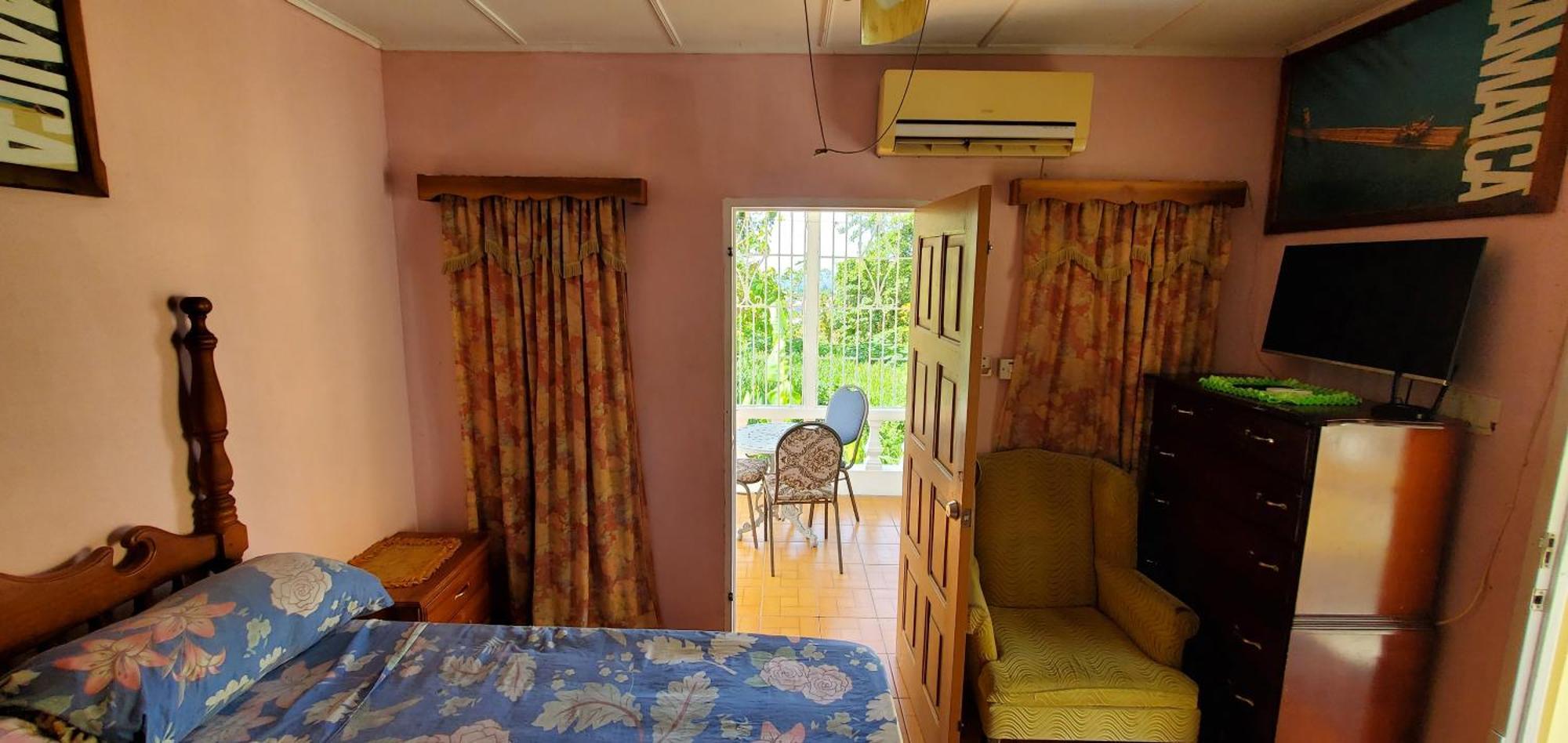 Little Shaw Park Guest House Ocho Rios Eksteriør bilde