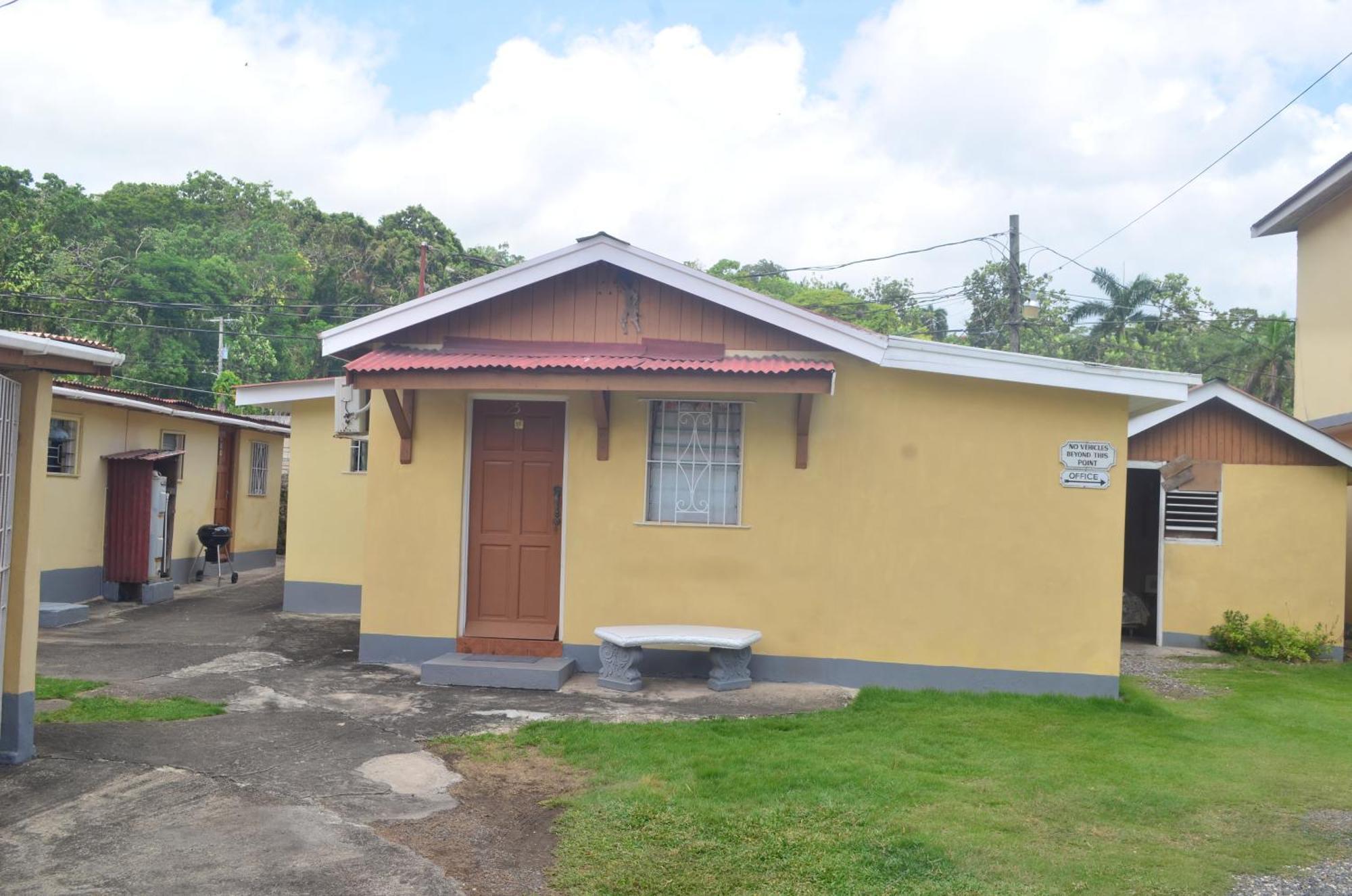 Little Shaw Park Guest House Ocho Rios Eksteriør bilde