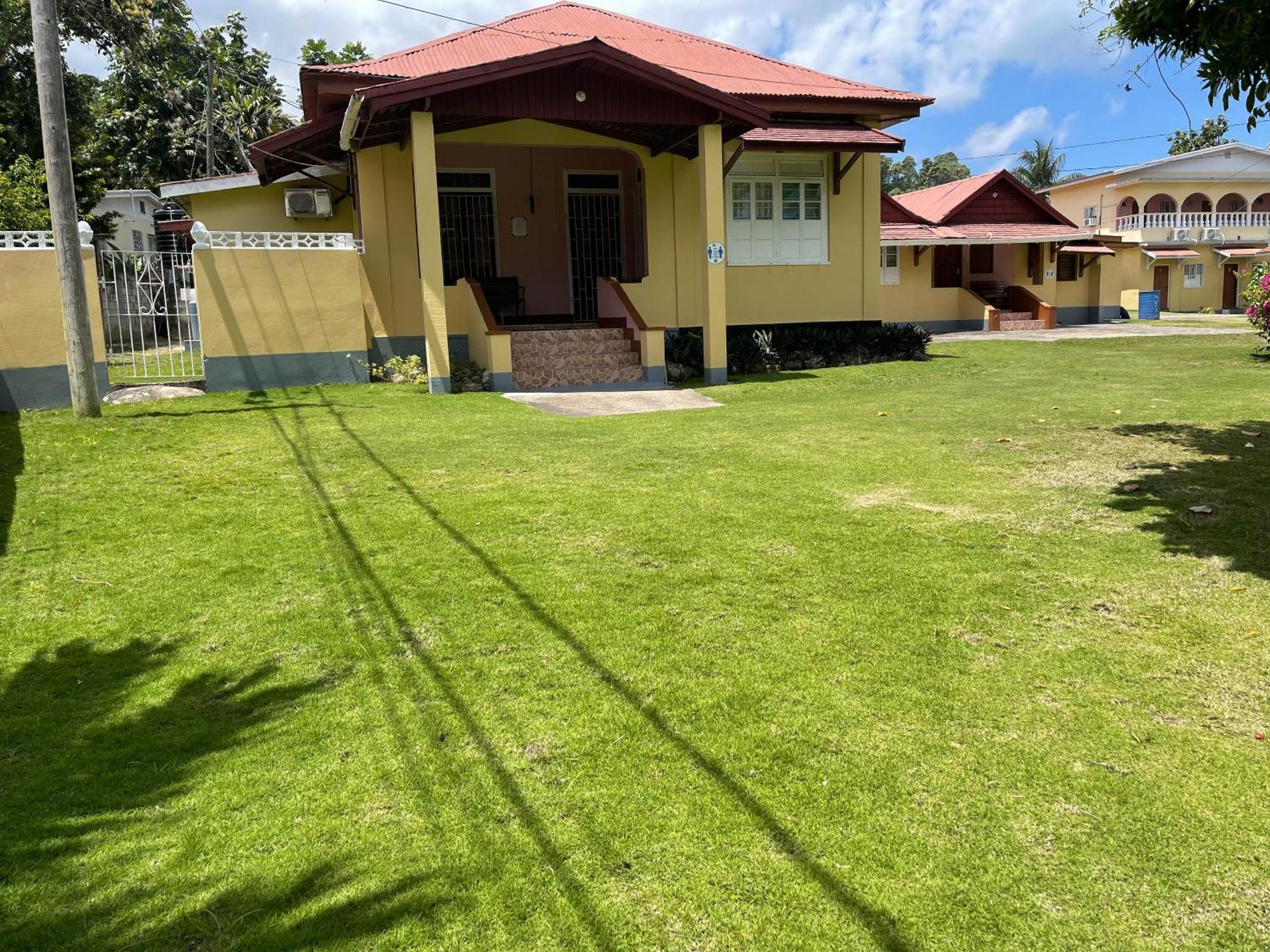 Little Shaw Park Guest House Ocho Rios Eksteriør bilde