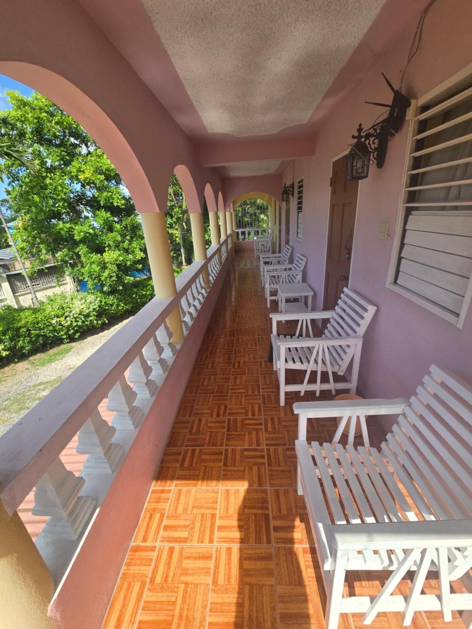 Little Shaw Park Guest House Ocho Rios Eksteriør bilde